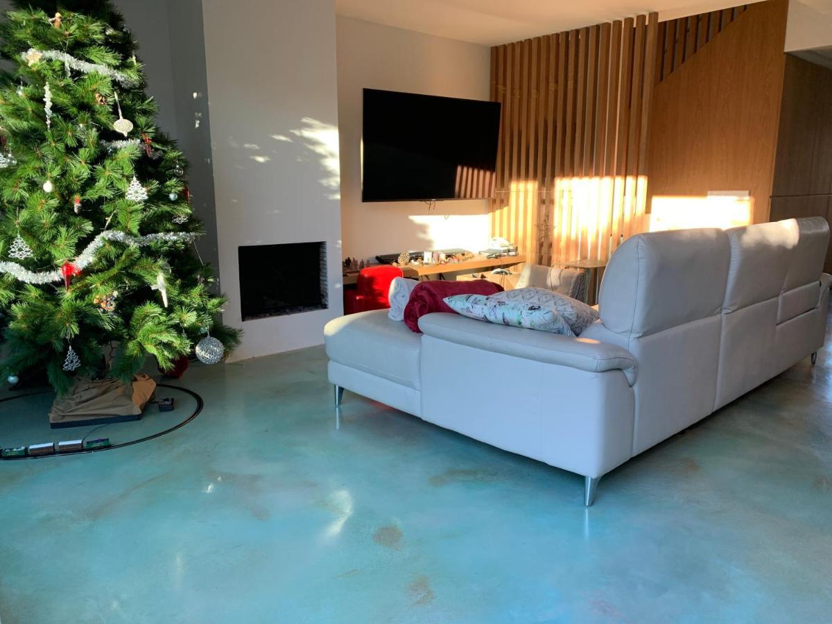 Lemon Tree Guest House Tiana Bagian luar foto